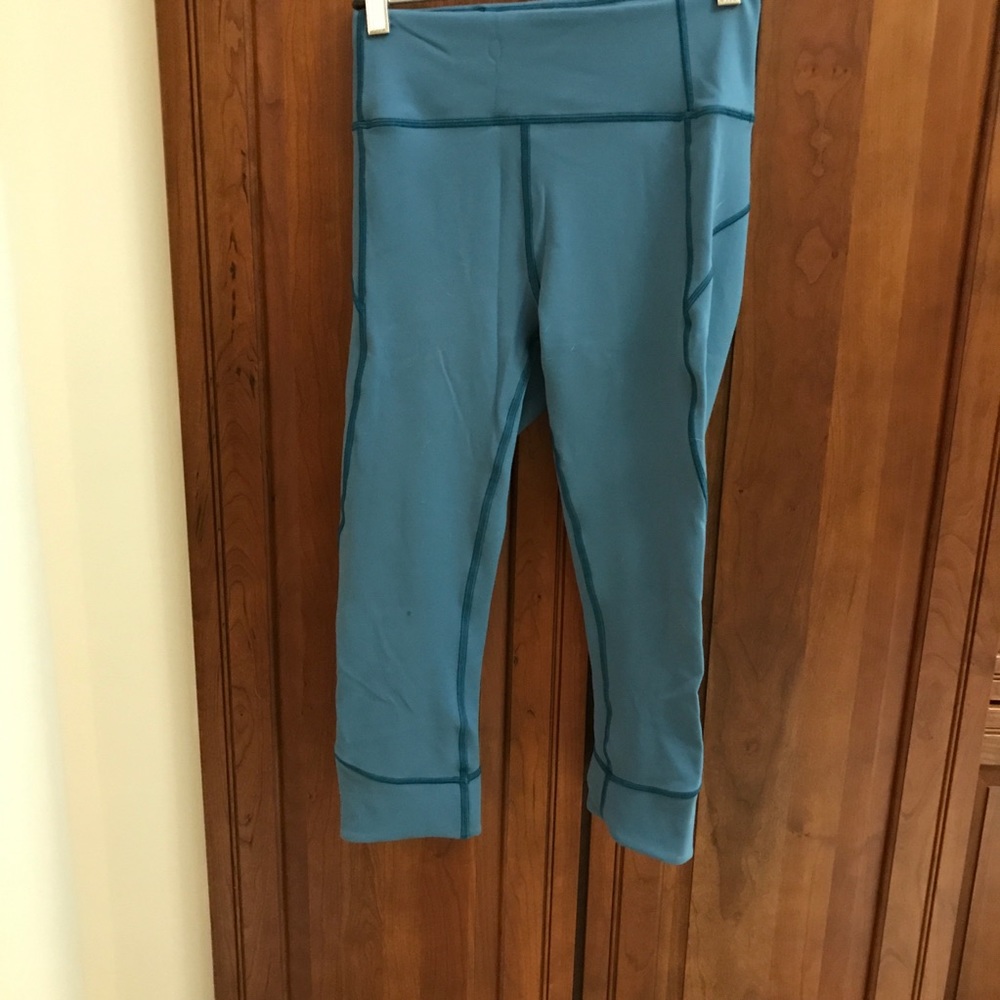 Yoga pants - Picture 2 of 2